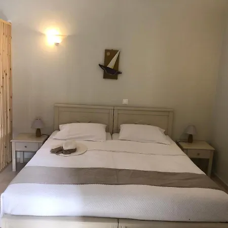 Elia Aparthotel *